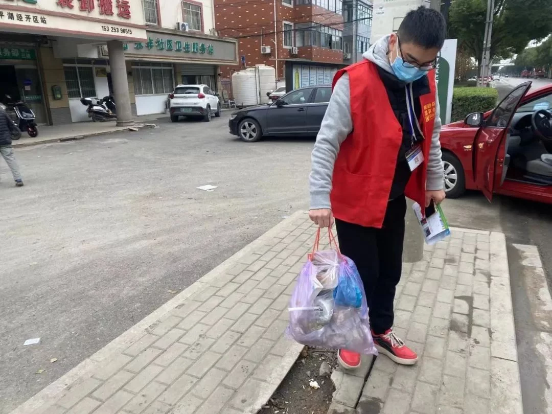 難以置信（移動垃圾分類房）智能垃圾房圖片，【垃圾不落地，文明伴我行】—鐘埭街道垃圾分類辦聯(lián)合鐘埭社區(qū)開展落地包專項整治行動，智能垃圾分類房，(圖9)