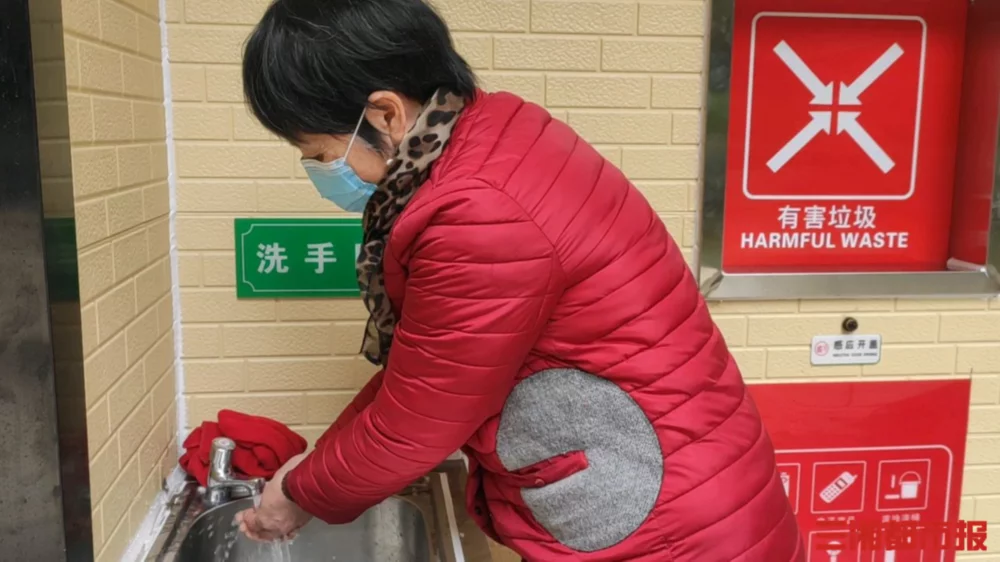 不看后悔（智能垃圾房價(jià)格）環(huán)保垃圾分類房，扔垃圾自動(dòng)開箱門，還能除味驅(qū)蚊！長沙雨花區(qū)128座智能垃圾分類小屋上崗，智能垃圾分類房，(圖2)