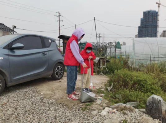 瑞安市環(huán)衛(wèi)渣土清運(yùn)有限公司（垃圾分類箱公司）瑞安市建筑垃圾再生利用手續(xù)，溫州瑞安飛云街道：清撿垃圾 美化環(huán)境，不看后悔，(圖1)