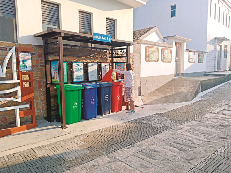 垃圾分類亭建立的標(biāo)準(zhǔn)是什么（垃圾分類亭有）陳堡鎮(zhèn)村村建立垃圾分類收集亭，(圖1)